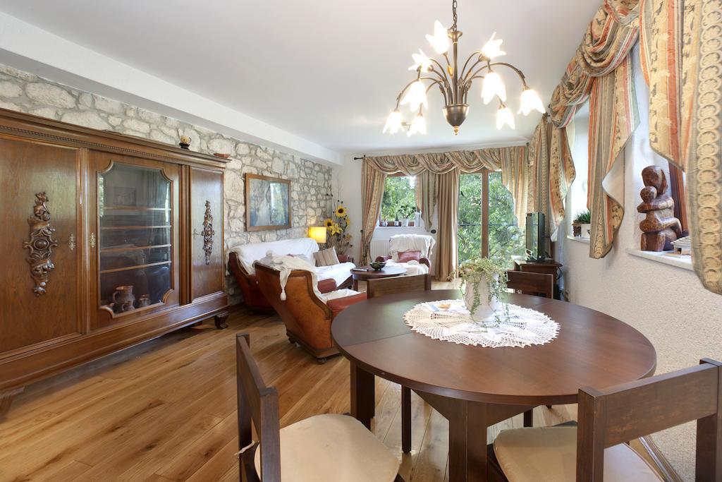 Villa Castello Rausch Valkarin Oda fotoğraf